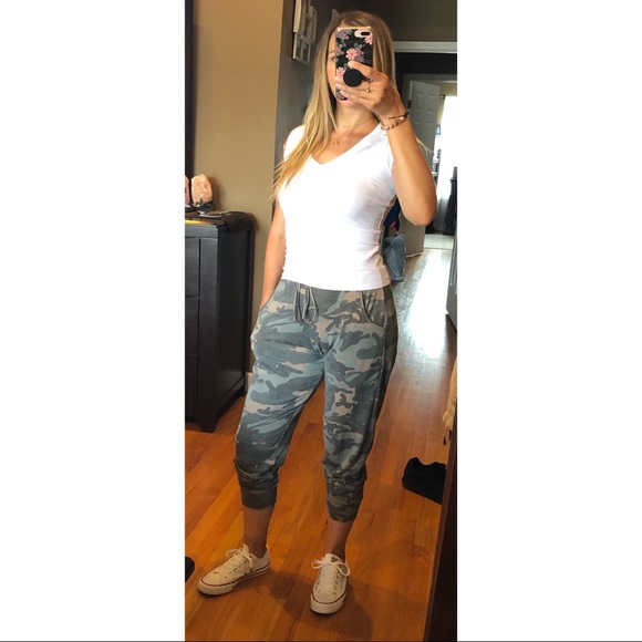 ONE LEFT! Light weight camo pants - Picture 4 of 6